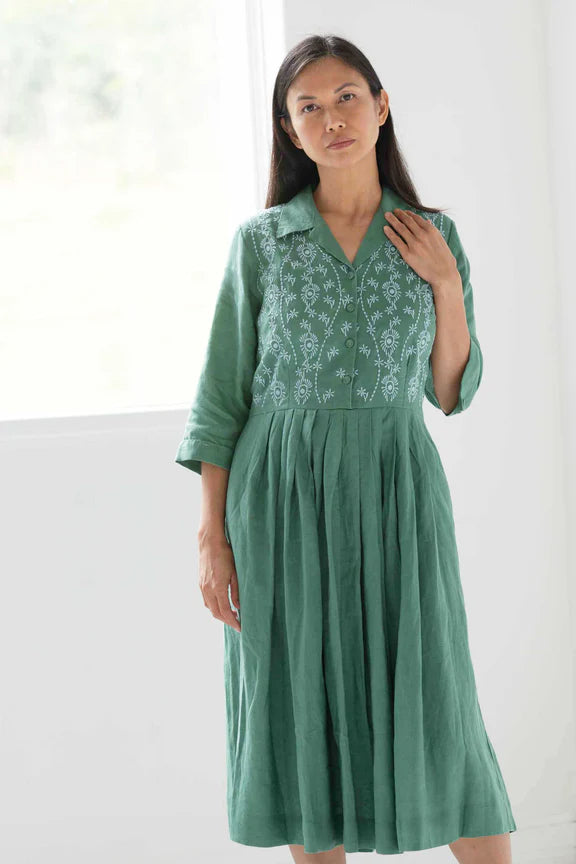 Gianna Linen Dress in Evergreen