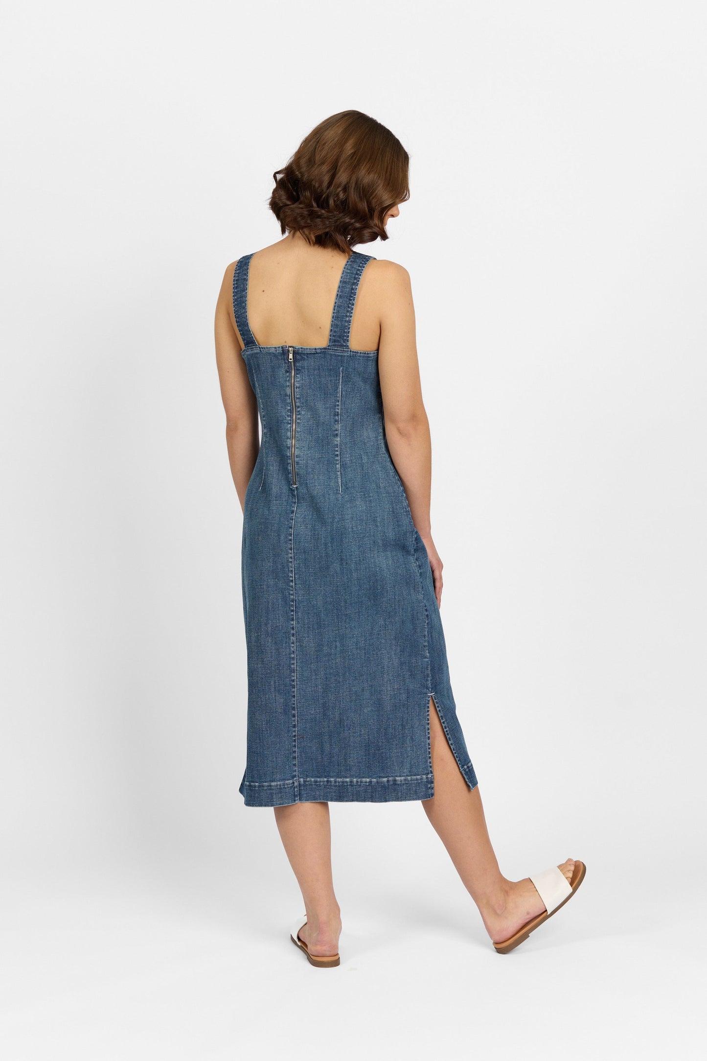 Academy Dress Mid Wash