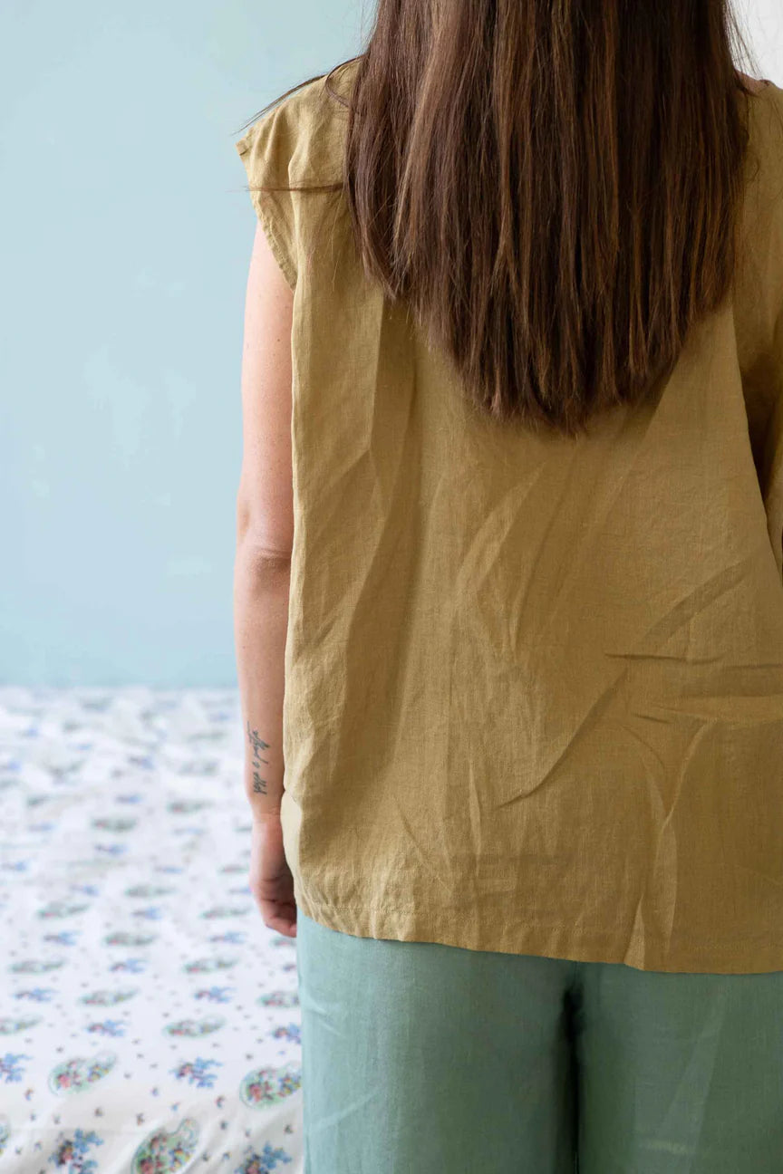 Peggy Top Garden View