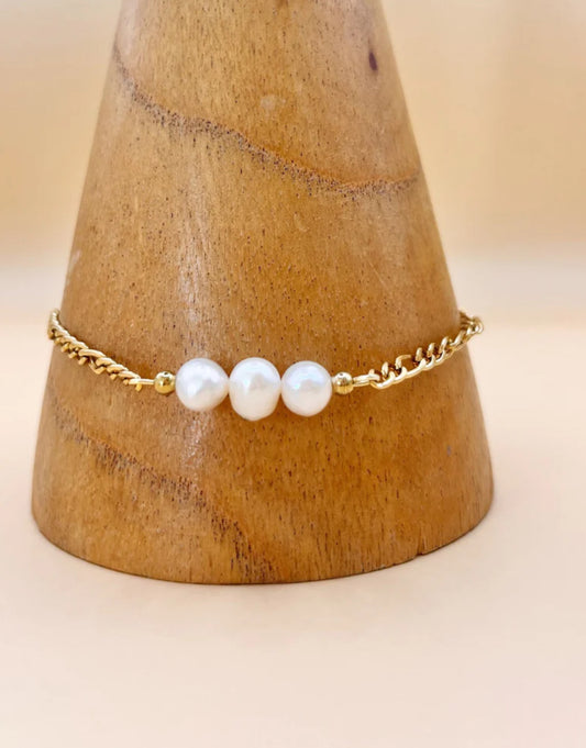 Capri Pearl Bracelet Gold