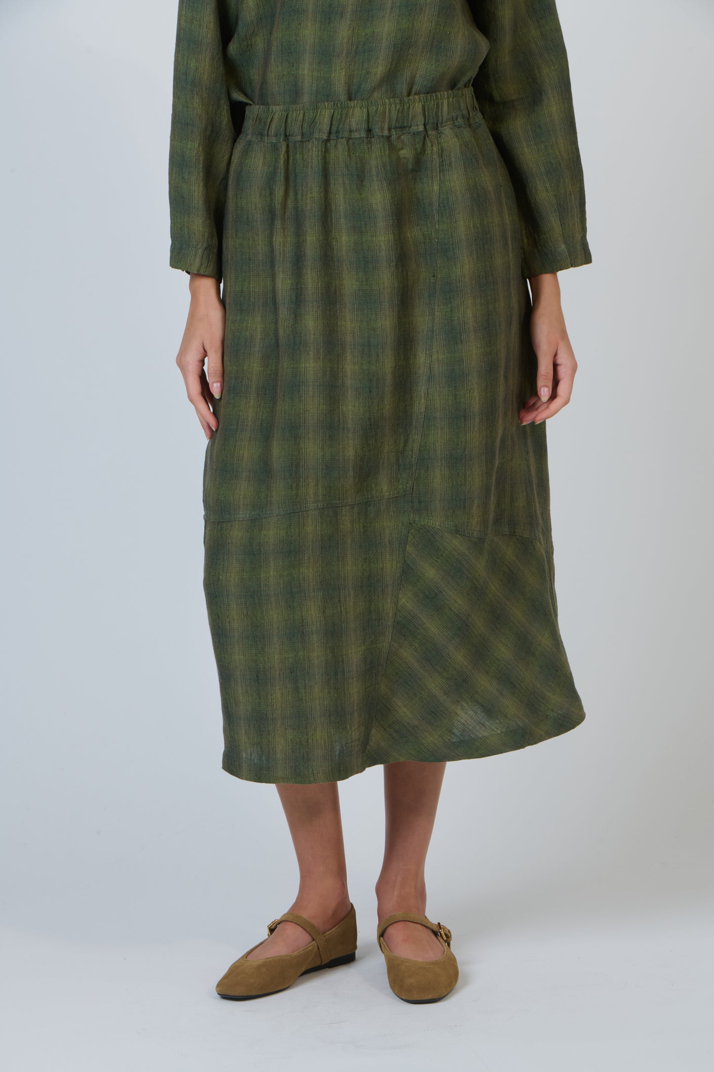 Asymmetrical Skirt Highlands