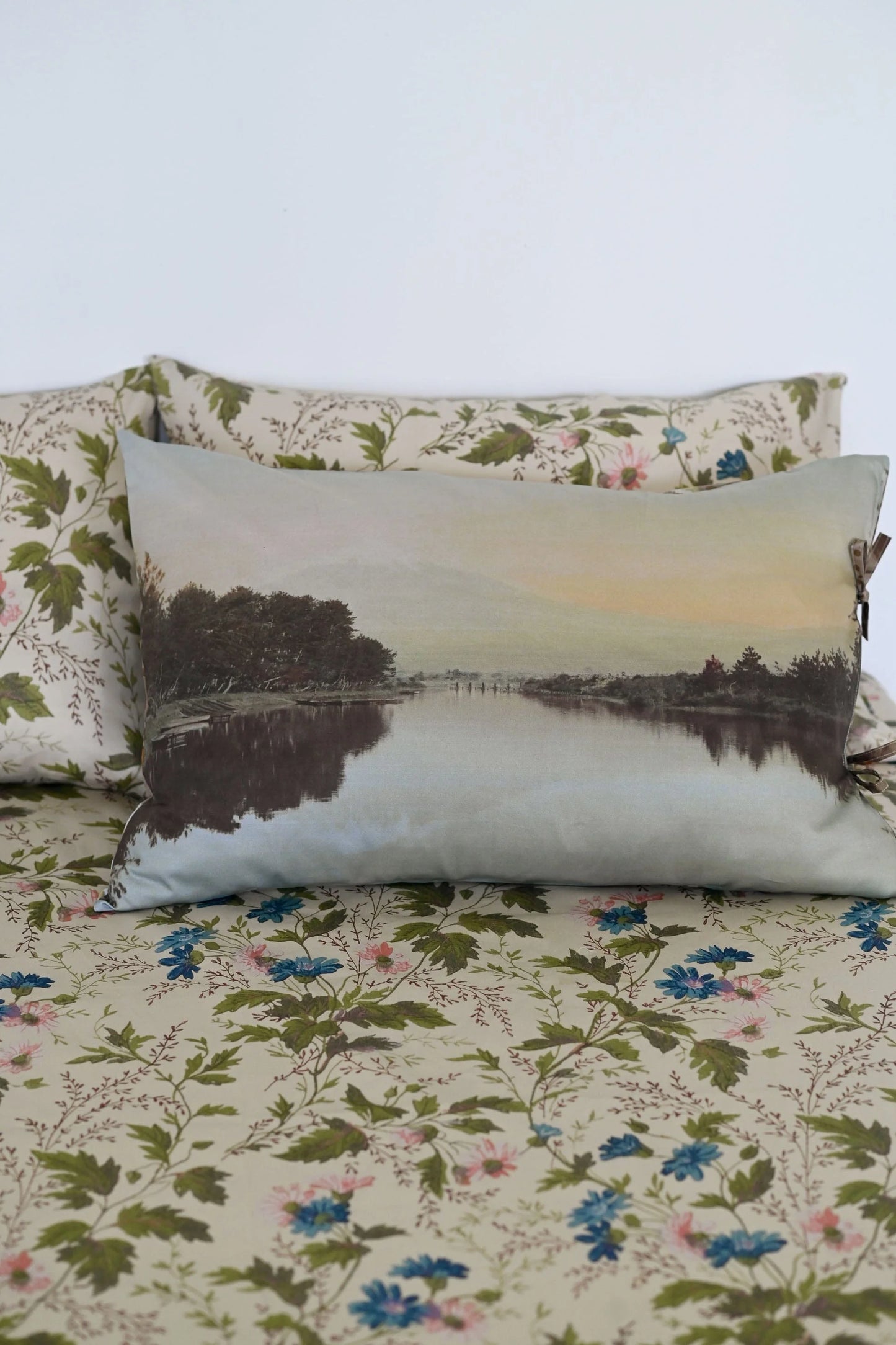 View of Mt Fuji Pillowcase Set