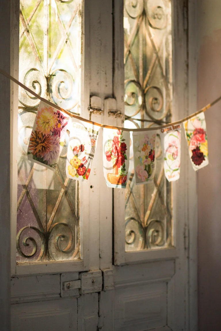Lazybones Vintage Flower Garland
