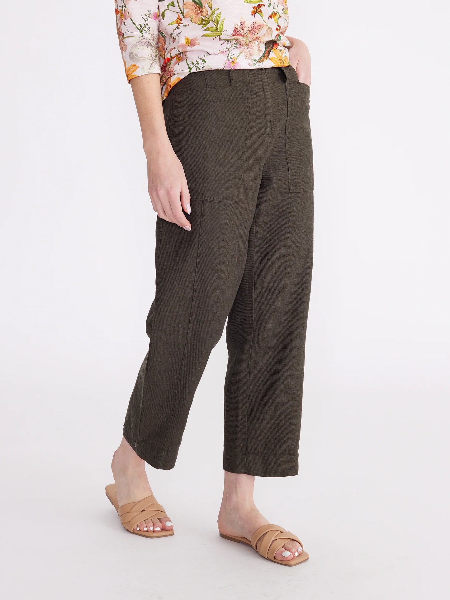 Yarra Trail Pinched Leg Pant in Pine Green