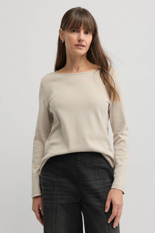 Messenger Tee Almond