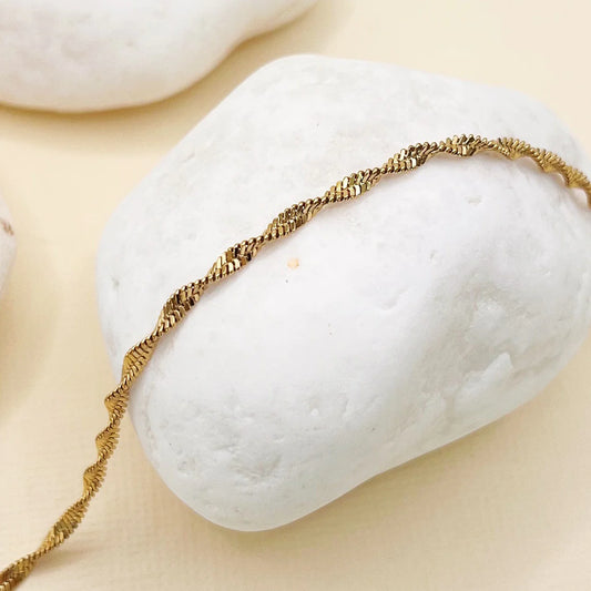 Herringbone Twist Bracelet Gold
