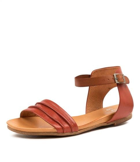 Eos Larni Sandal Brick/Brandy