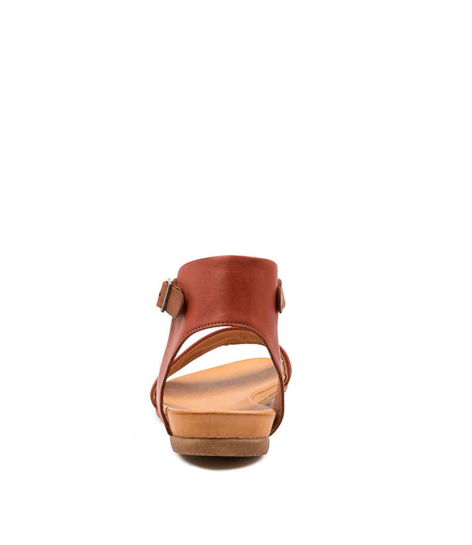 Eos Larni Sandal Brick/Brandy