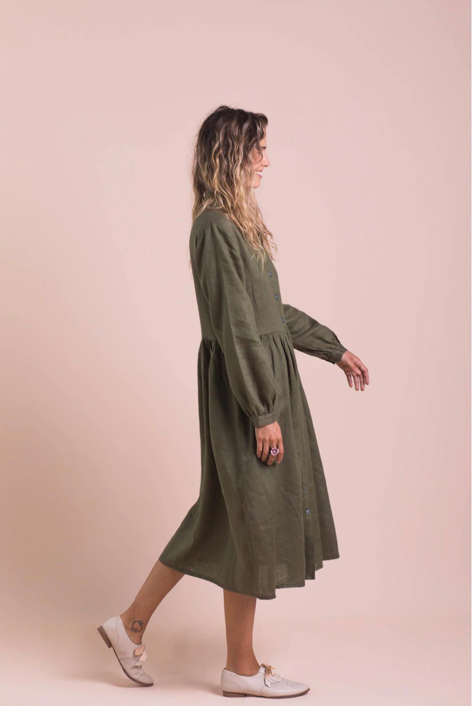 Lazybones Becky Long Sleeve  Linen Dress in Olive